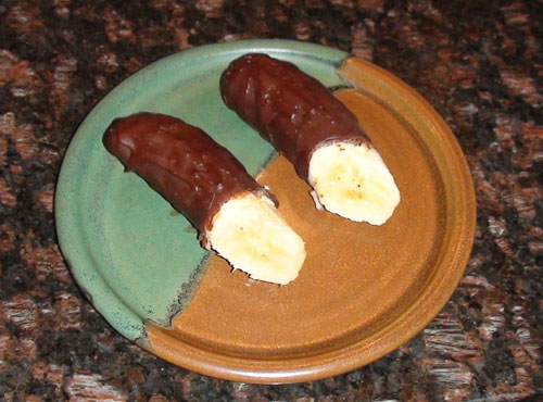 raw food photo: Raw Chocolate Covered Bananas