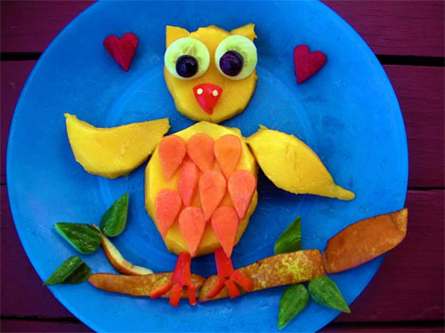 raw food photo: Owl Made of Fruit!